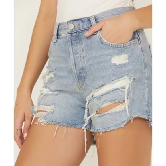 NWT Free People distressed denim shorts mid rise ripped size 28 - Picture 3 of 14